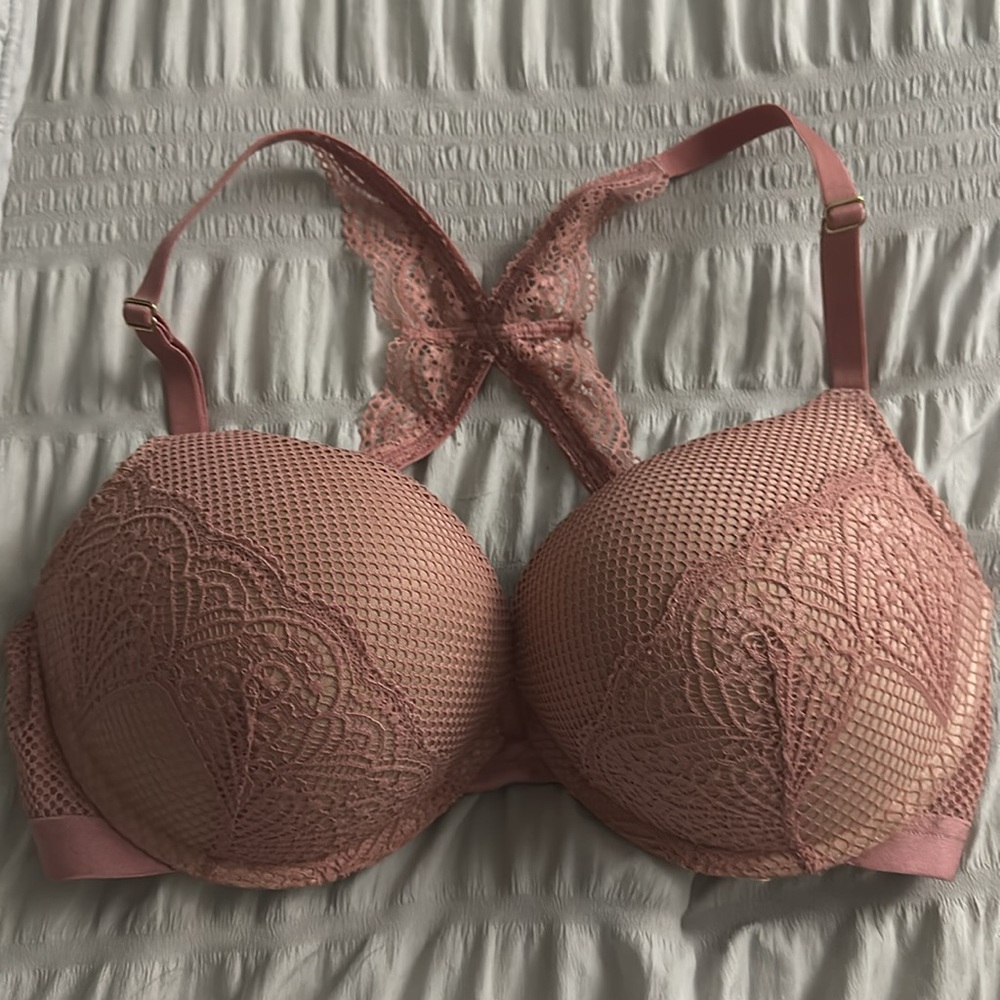 Adore Me 34D Light Pink & Cream Ultra Push Up Bra